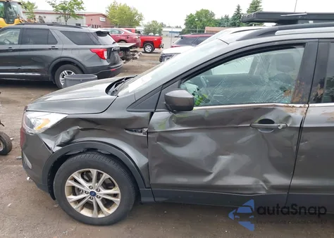 2017 Ford Escape Se z USA, uszkodzony, nr VIN 1FMCU9G91HUD19031